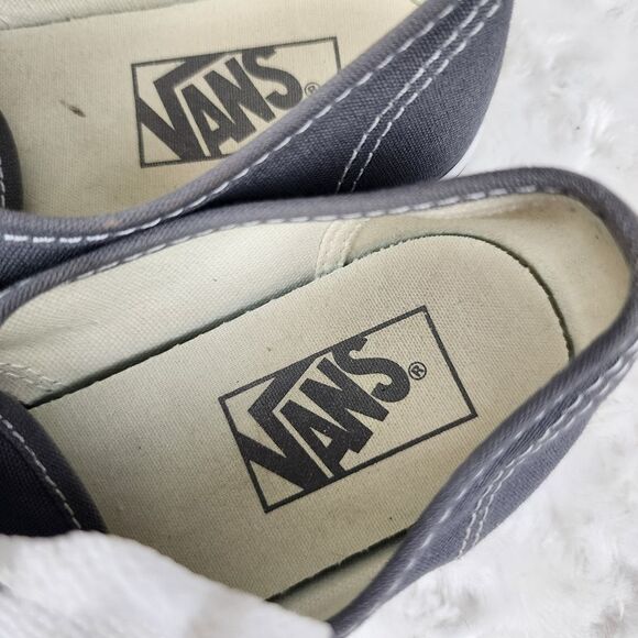 Vans Gray Sneakers W-7 M-5.5 - Picture 3 of 8